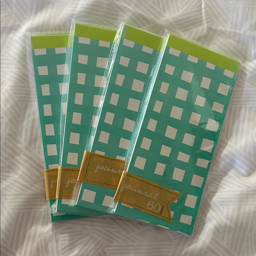Green and White Party Napkins